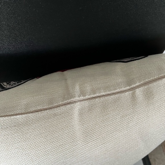 MERRY CHRISTMAS NWOT BURLAP MATERIAL DECOR PILLOW & METAL SANTA CLAUS ORNAMENT - Picture 13 of 17